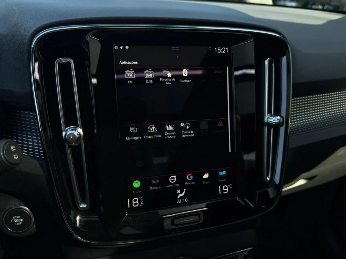 volvo-xc40-2022-hibrido-a-gasolina-1477cc