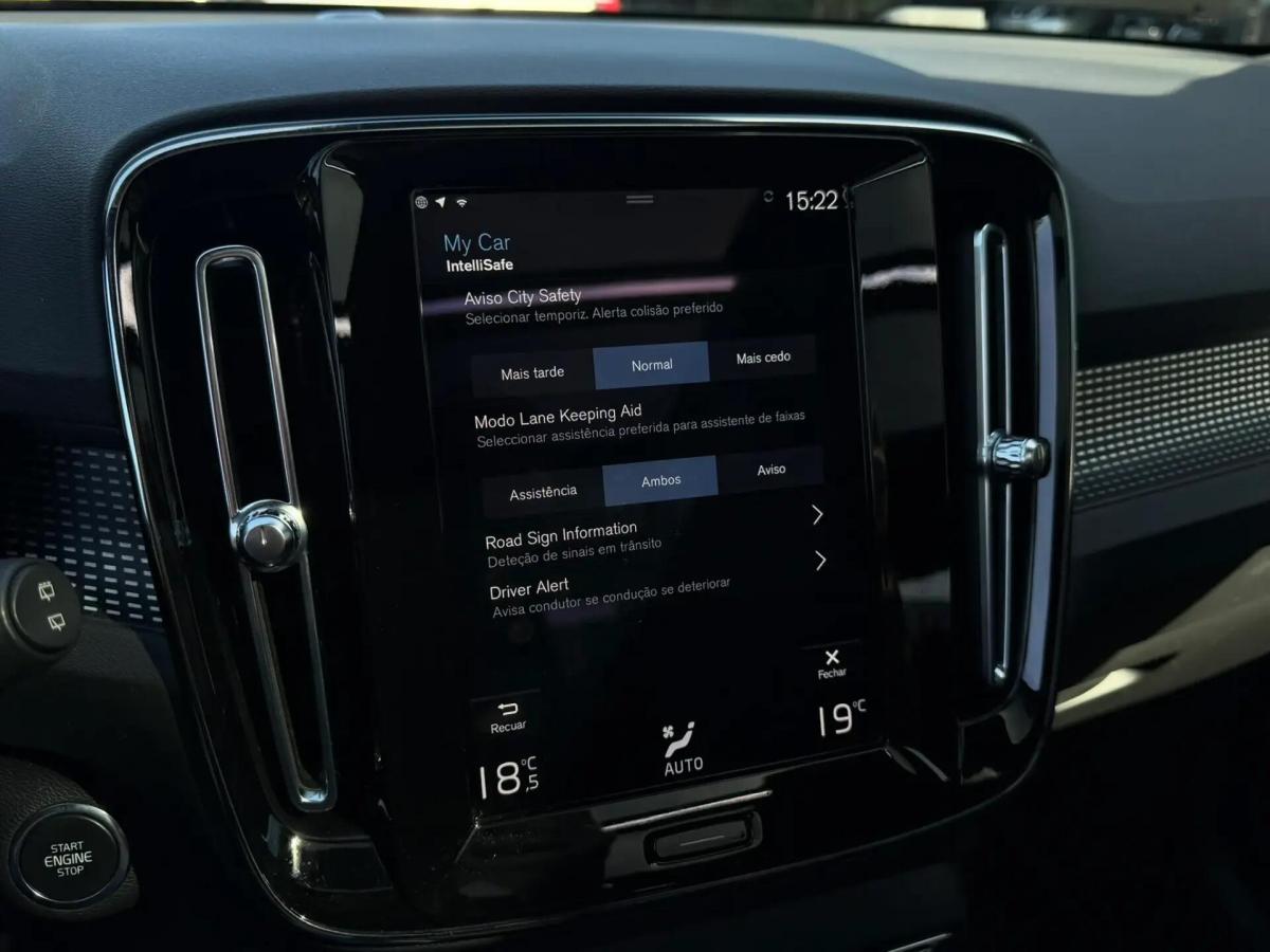volvo-xc40-2022-hibrido-a-gasolina-1477cc