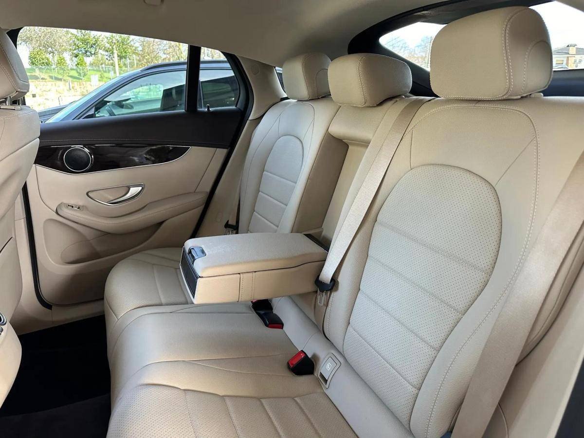 mercedes-benz-glc-220-d-4matic-2019-diesel-1950cc