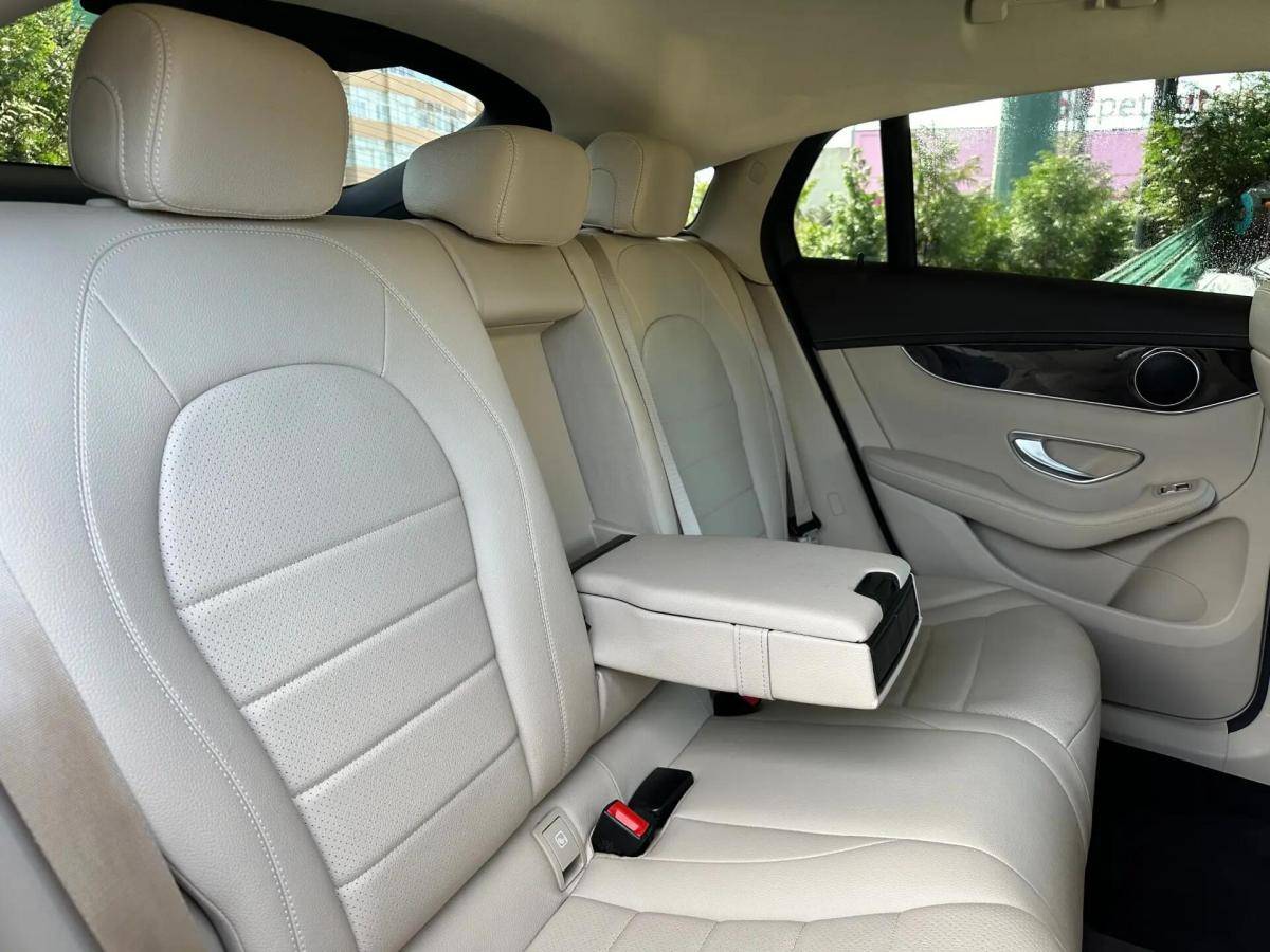 mercedes-benz-glc-220-d-4matic-2019-diesel-1950cc