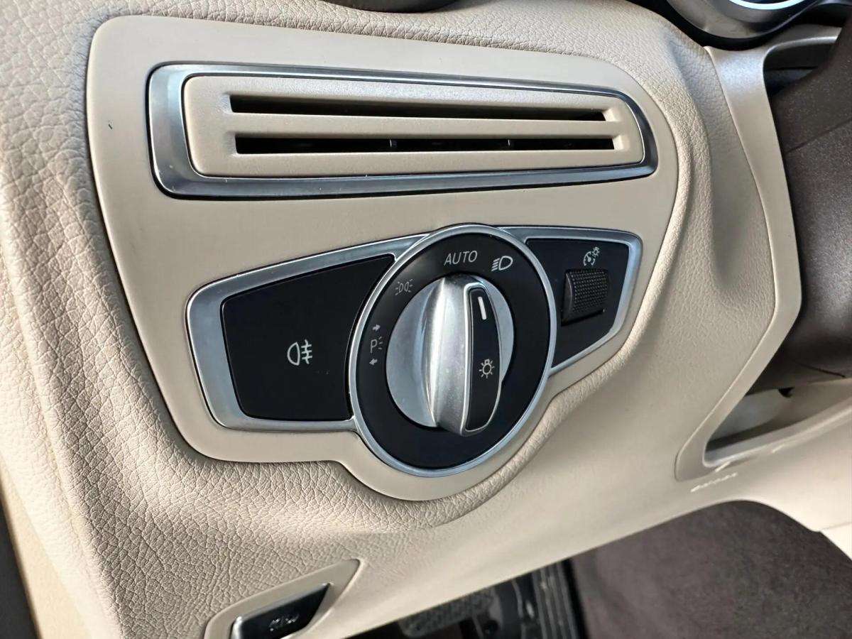 mercedes-benz-glc-220-d-4matic-2019-diesel-1950cc