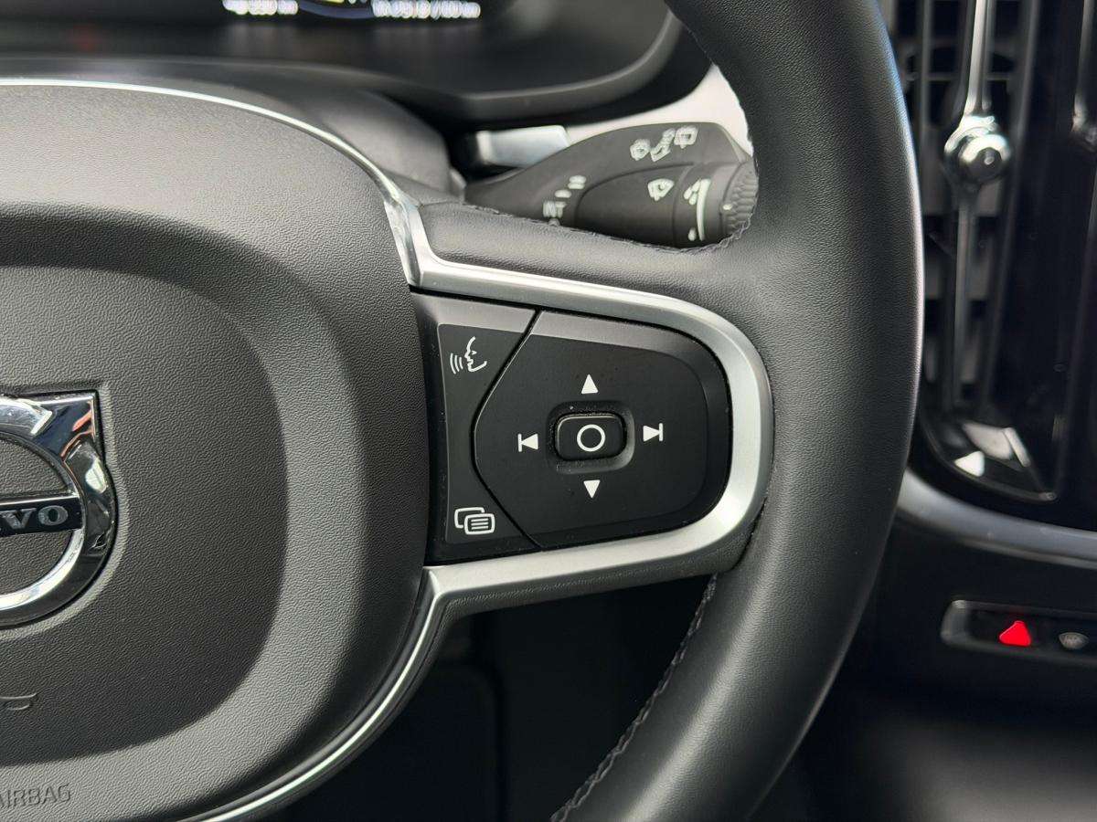 volvo-v60-2021-hibrido-a-gasolina-1969cc