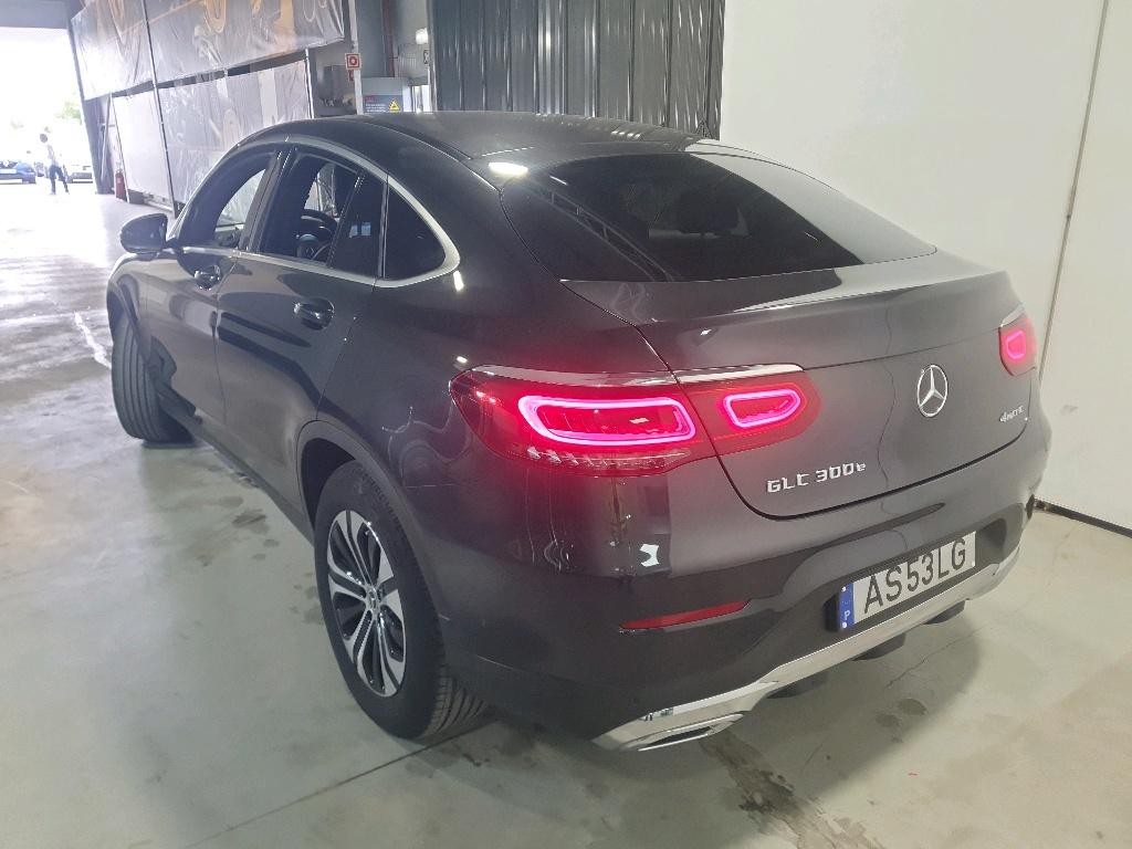 mercedes-benz-glc-2022-hibrido-a-gasolina-1991cc