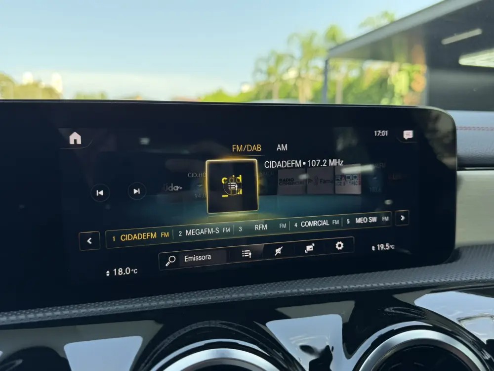 mercedes-benz-cla-2022-hibrido-a-gasolina-1332cc