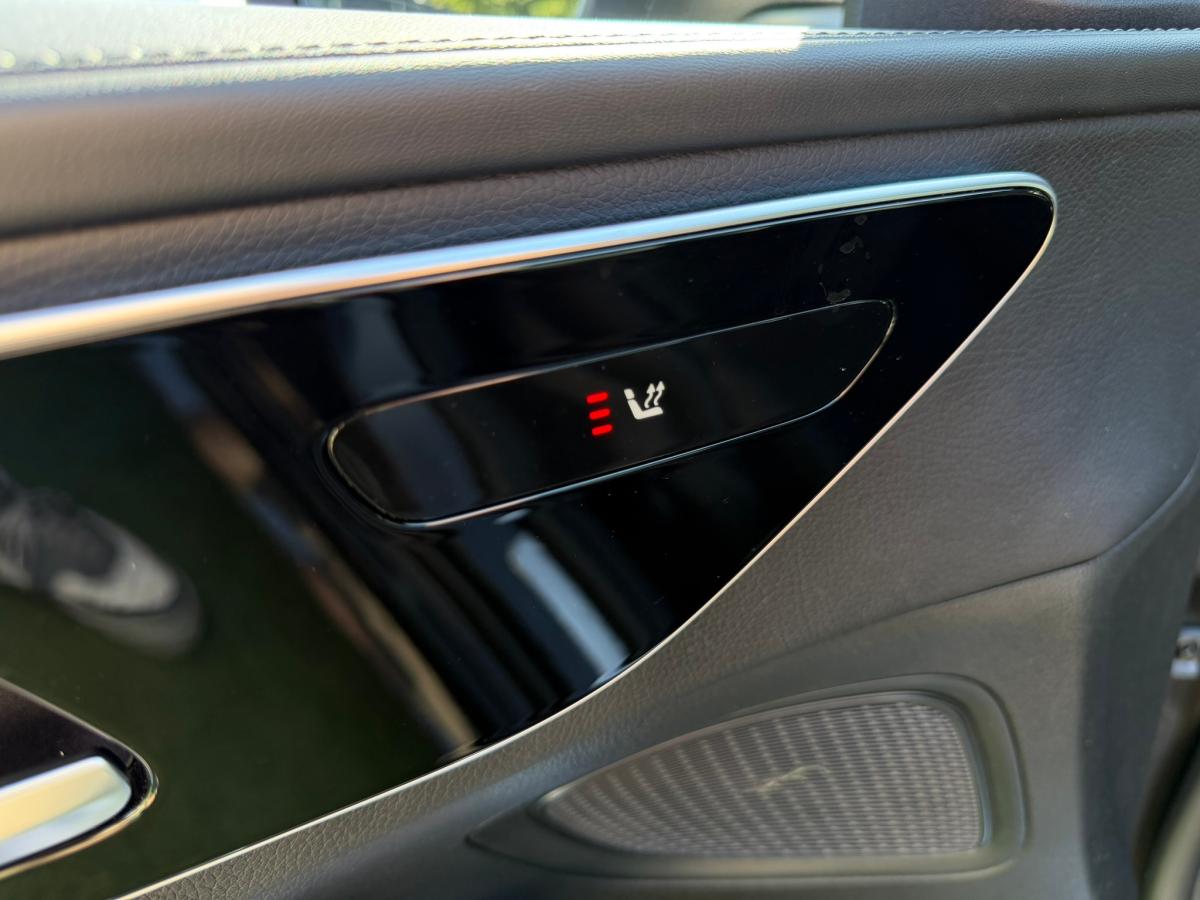 mercedes-benz-classe-c-2022-hibrido-a-gasolina-1999cc