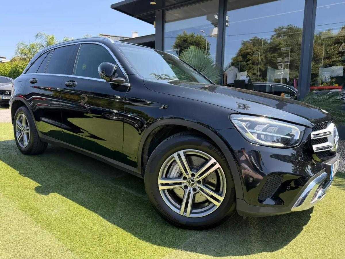 mercedes-benz-glc-2022-hibrido-a-diesel-1950cc