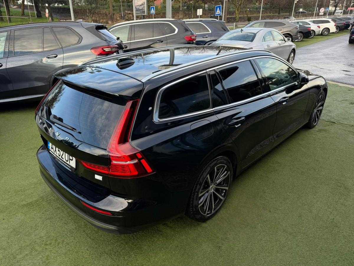 volvo-v60-2023-hibrido-a-gasolina-1969cc