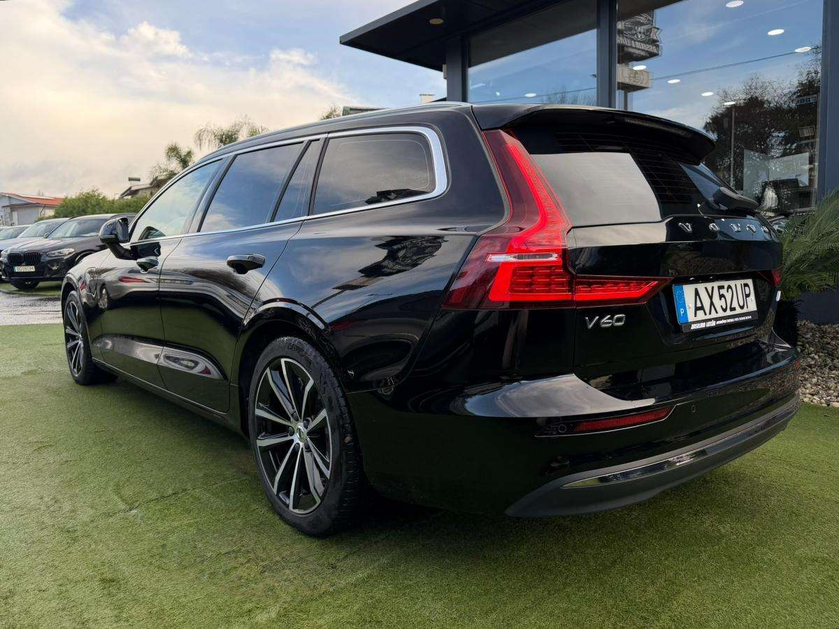 volvo-v60-2023-hibrido-a-gasolina-1969cc