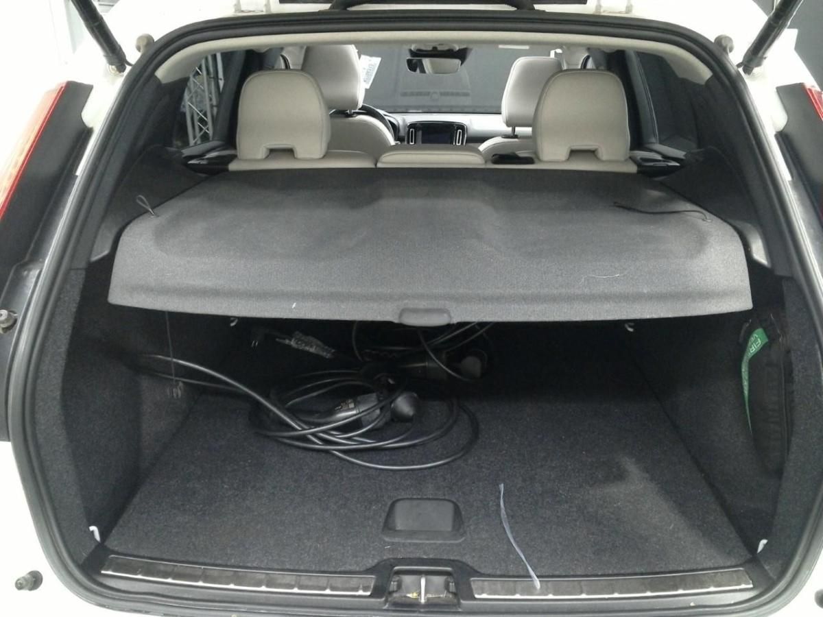 volvo-xc40-2021-hibrido-a-gasolina-1477cc