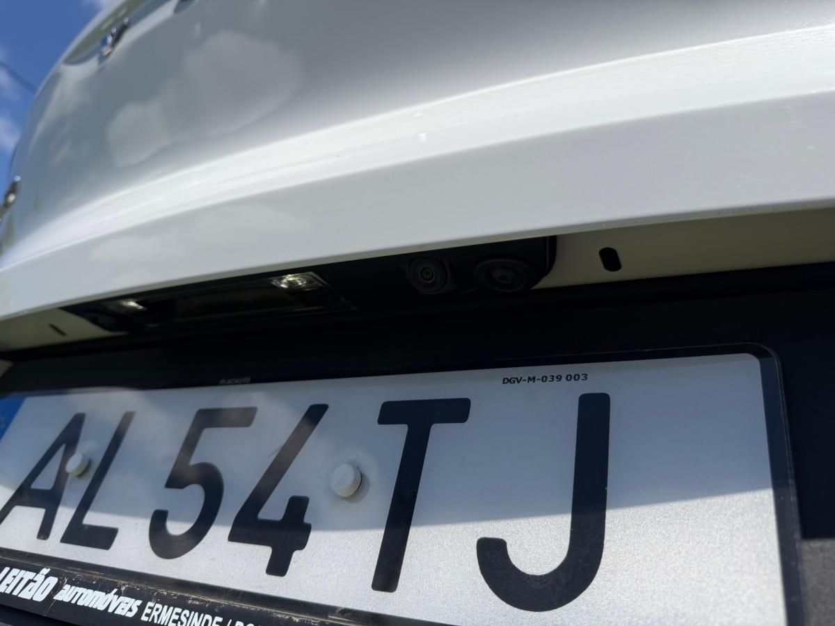 volvo-xc40-2021-hibrido-a-gasolina-1477cc