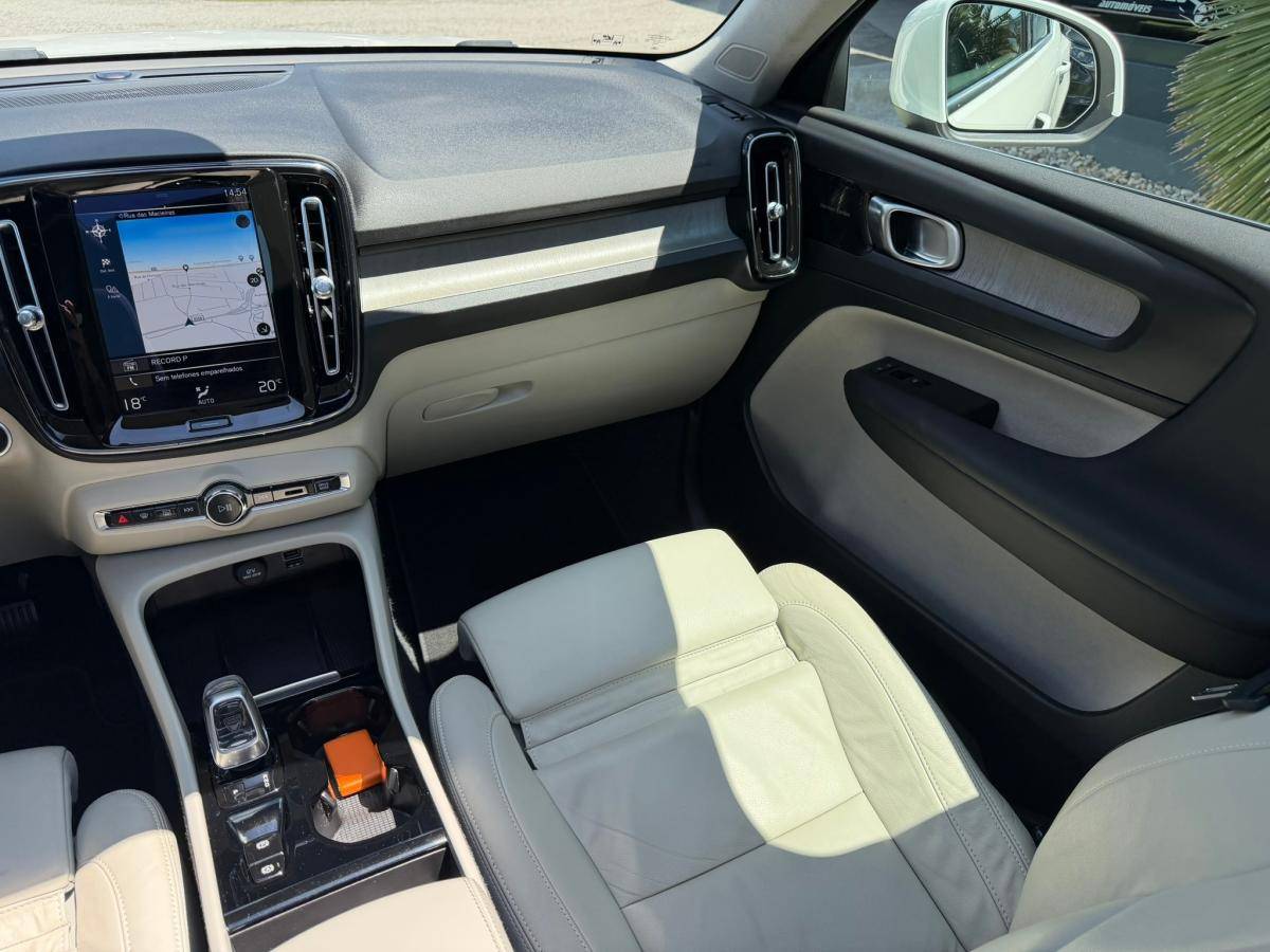volvo-xc40-2021-hibrido-a-gasolina-1477cc