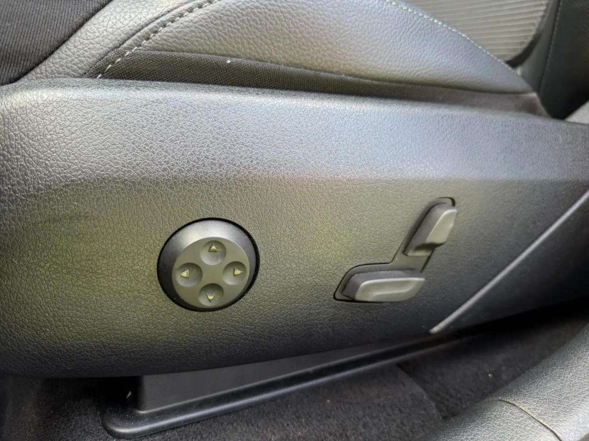 mercedes-benz-glc-2023-diesel-1993cc