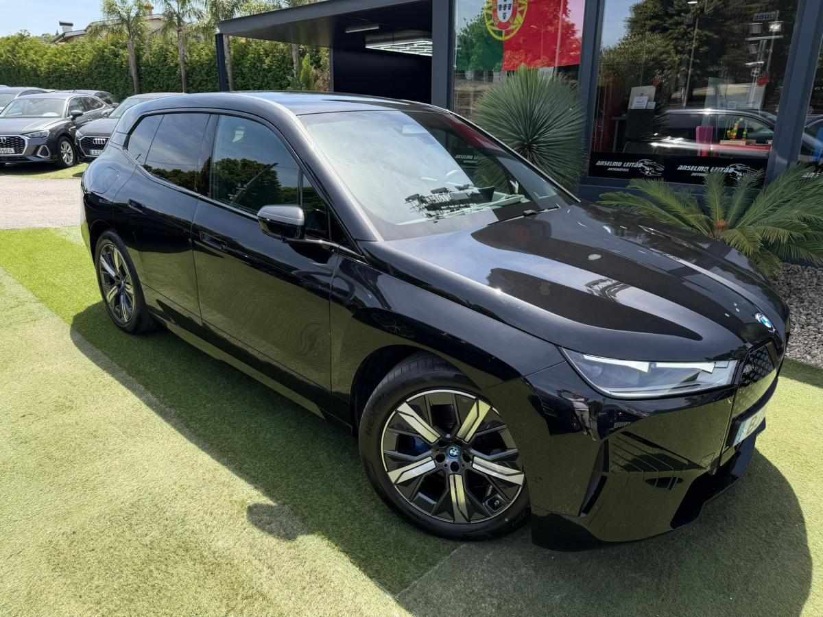 bmw-ix-2024-eletrico-500cc