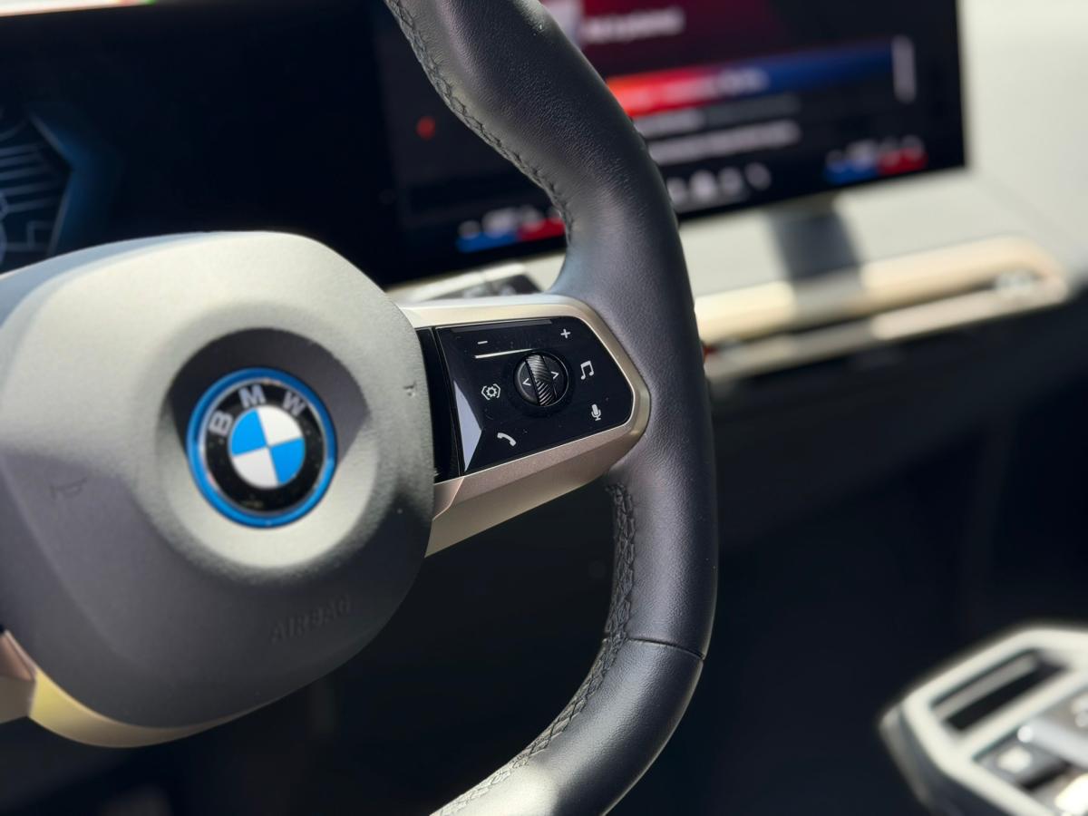 bmw-ix-2024-eletrico-500cc