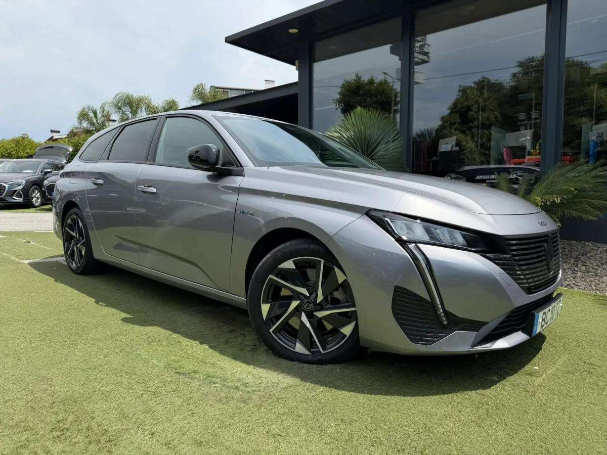 peugeot-308-sw-2023-hibrido-a-gasolina-1598cc