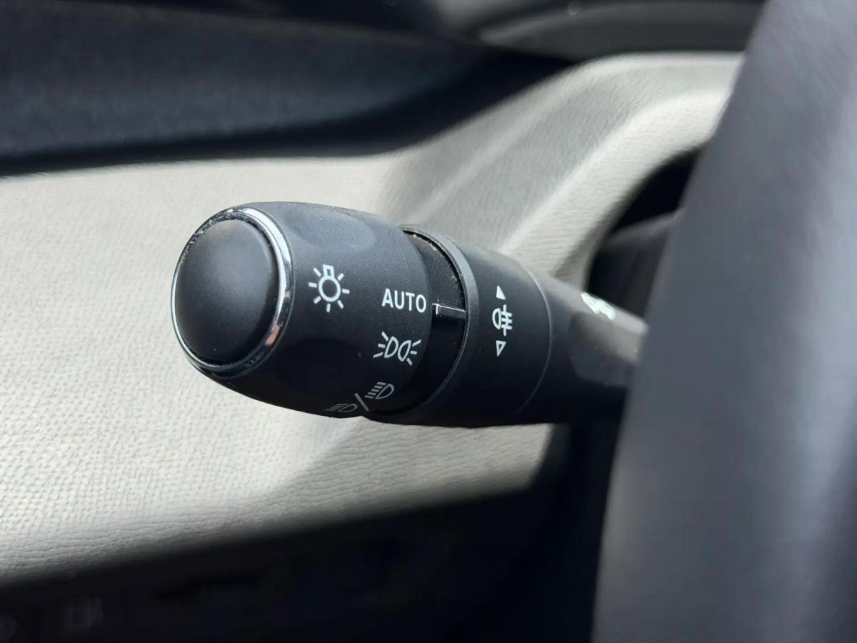 peugeot-308-sw-2023-hibrido-a-gasolina-1598cc