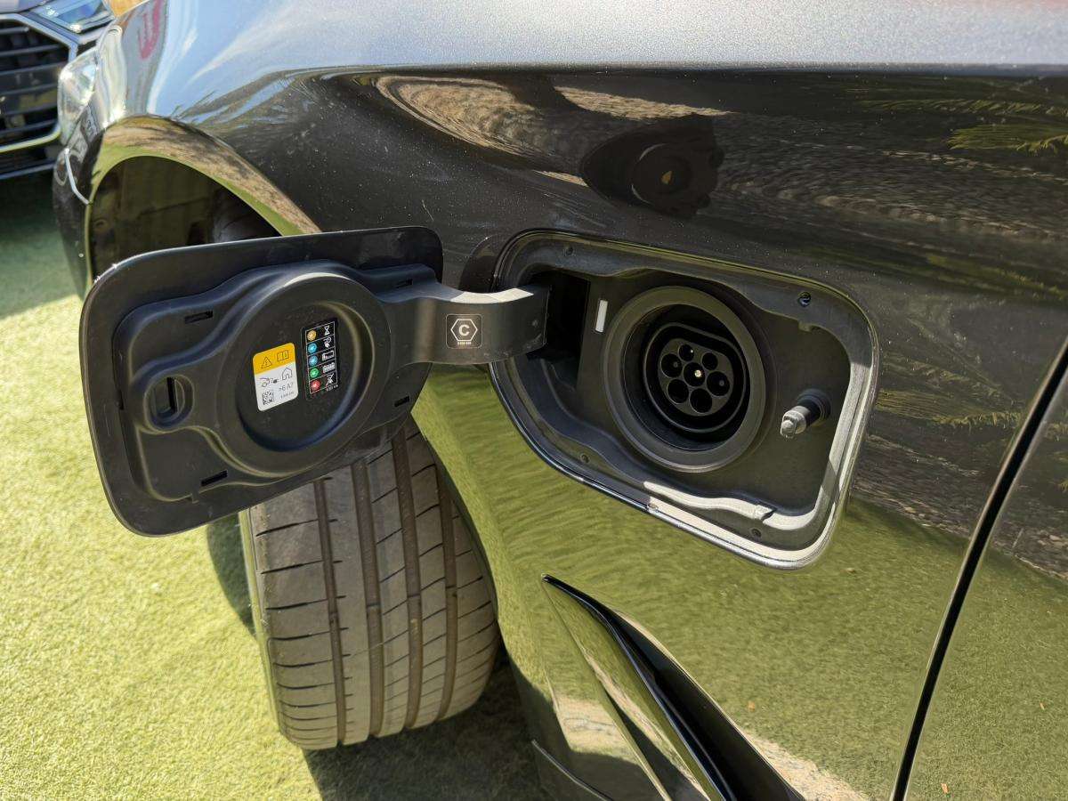 bmw-serie-5-2022-hibrido-a-gasolina-1998cc