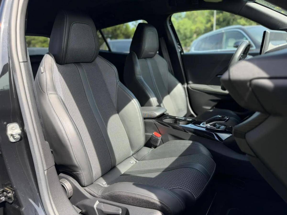 peugeot-e-2008-2021-eletrico-0cc