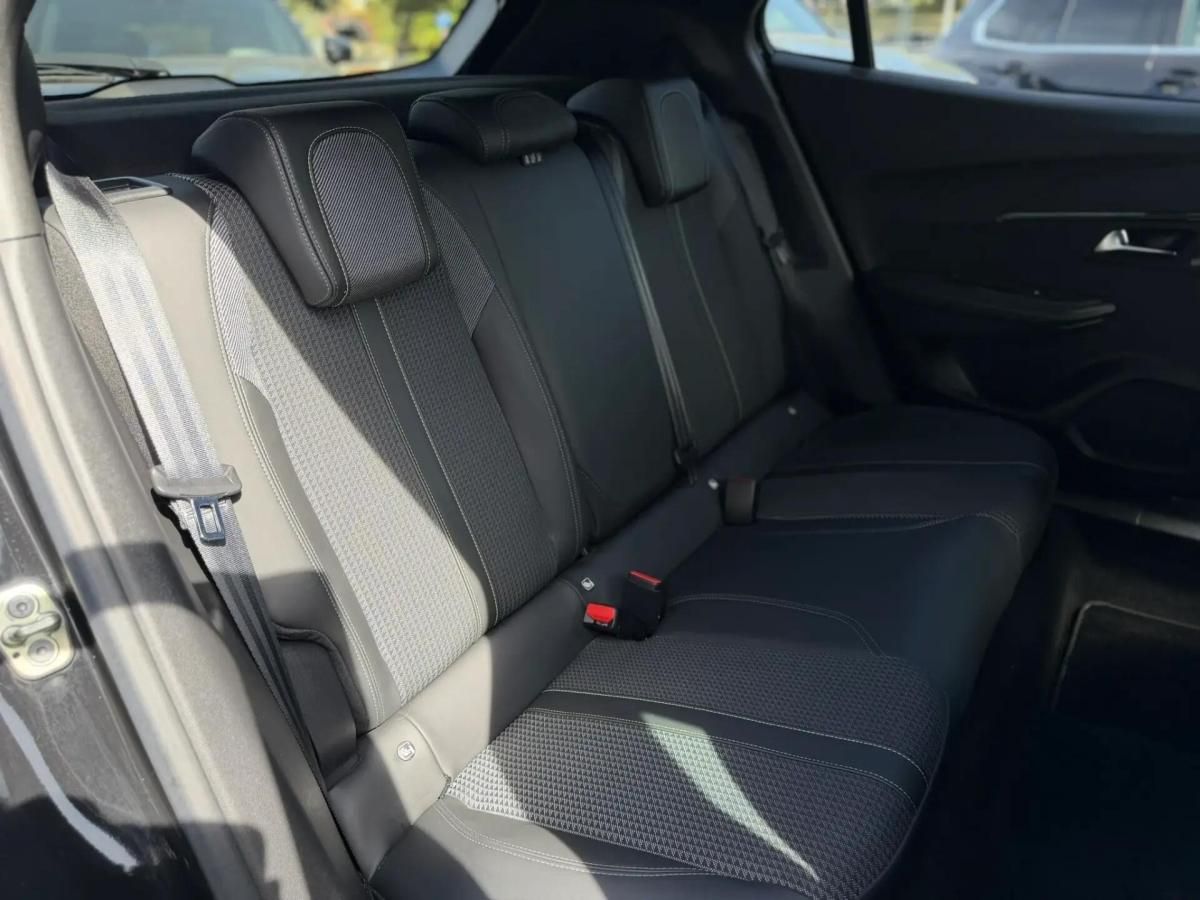 peugeot-e-2008-2021-eletrico-0cc
