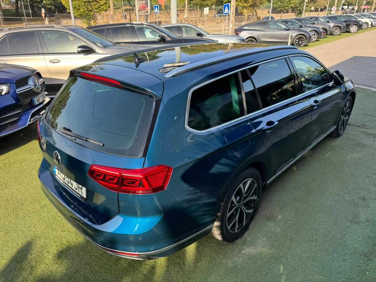 volkswagen-passat-variant-2022-hibrido-a-gasolina-1395cc