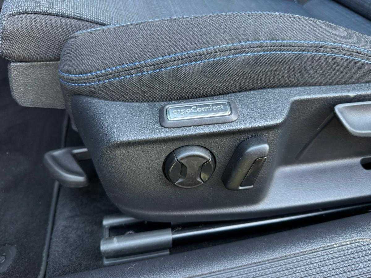 volkswagen-passat-variant-2022-hibrido-a-gasolina-1395cc