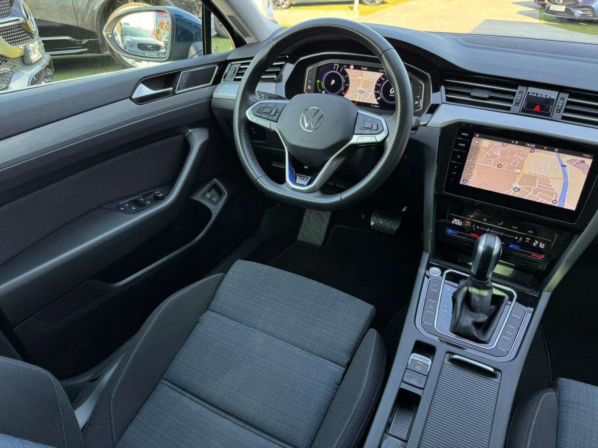 volkswagen-passat-variant-2022-hibrido-a-gasolina-1395cc