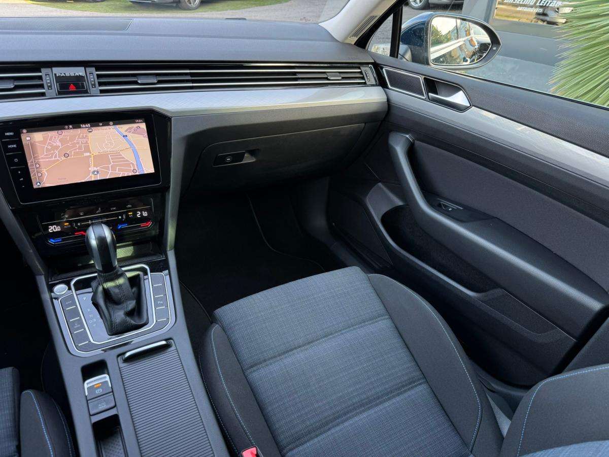 volkswagen-passat-variant-2022-hibrido-a-gasolina-1395cc