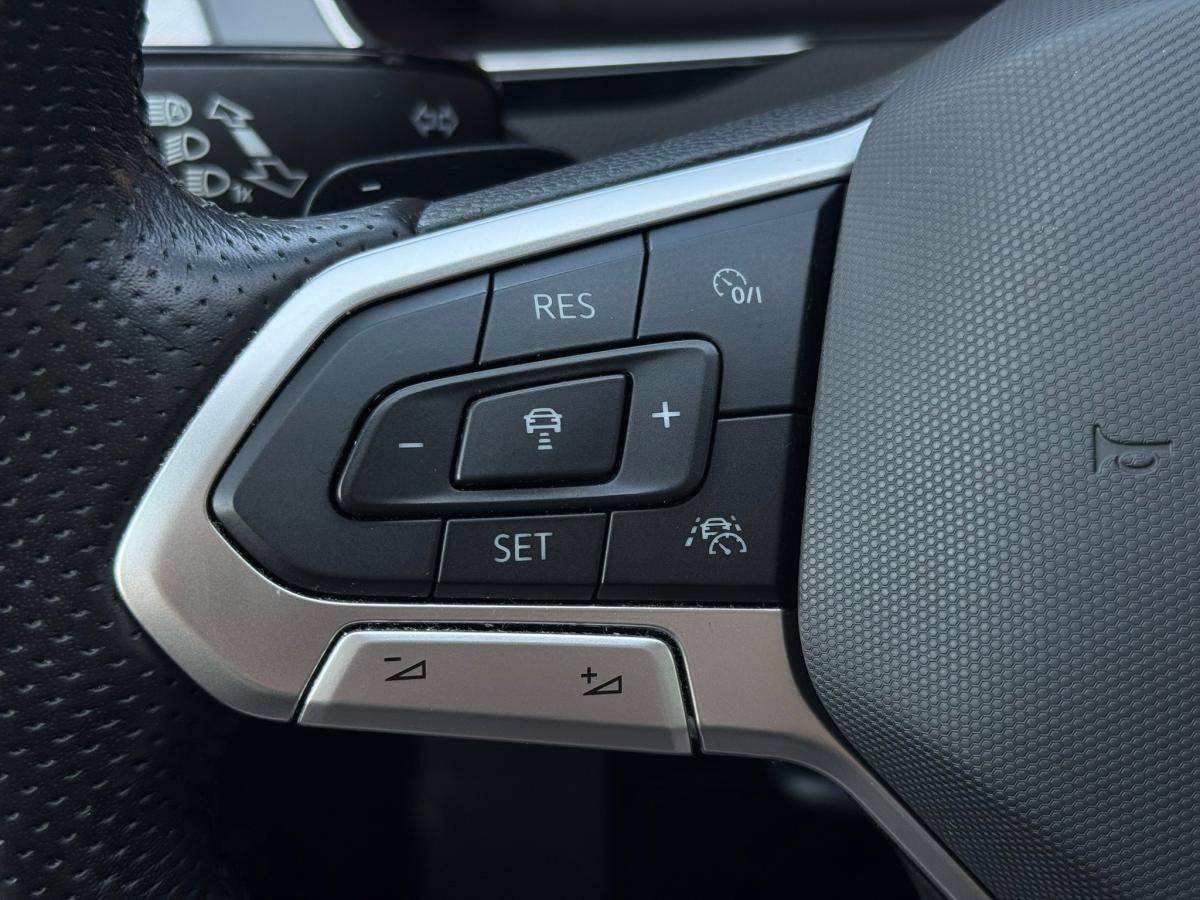 volkswagen-passat-variant-2022-hibrido-a-gasolina-1395cc