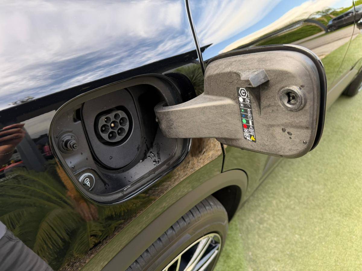 porsche-macan-2025-eletrico-500cc