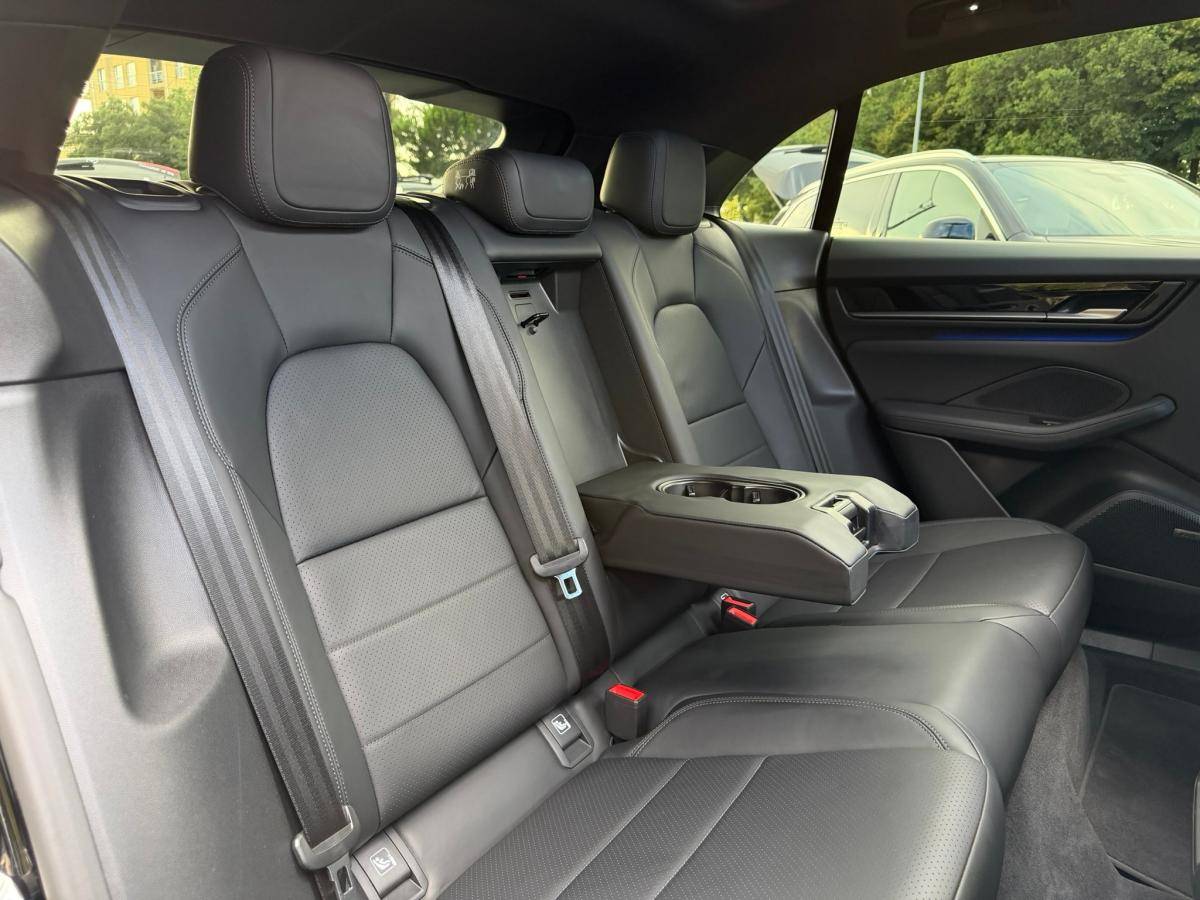 porsche-macan-2025-eletrico-500cc