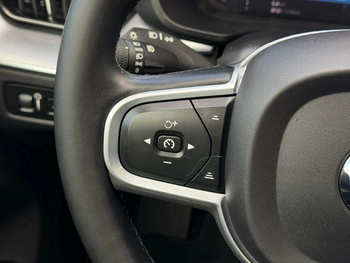 volvo-xc60-2021-hibrido-a-gasolina-1969cc