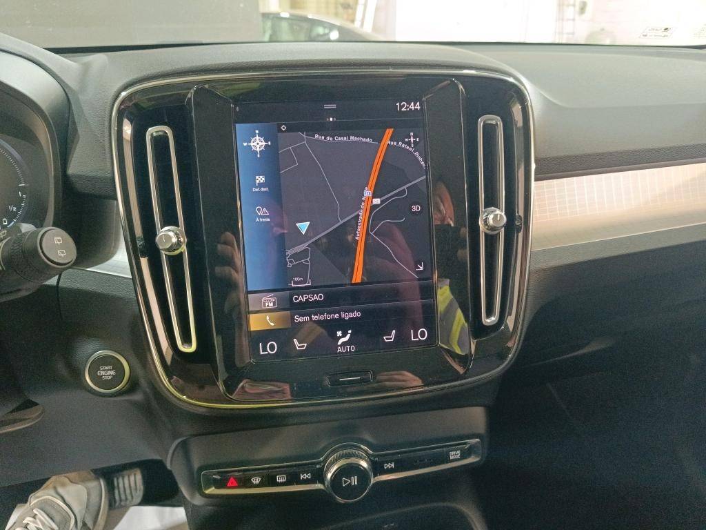 volvo-xc40-2021-hibrido-a-gasolina-1477cc