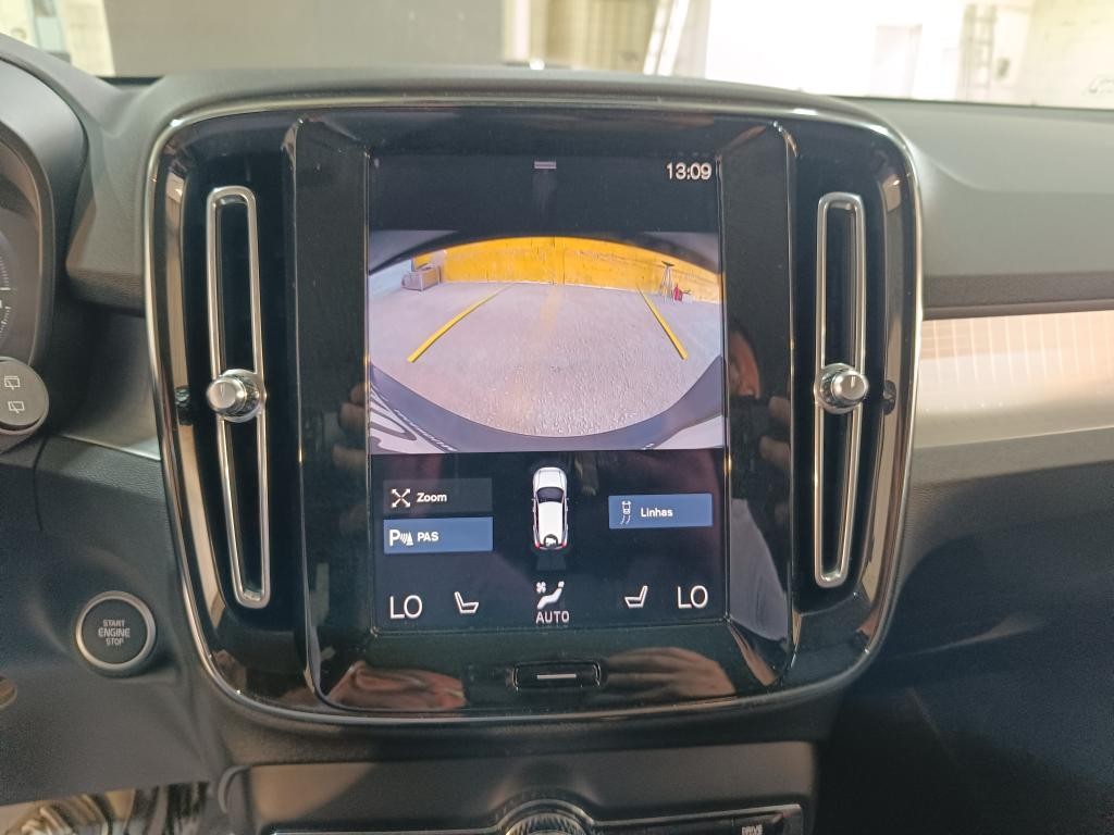 volvo-xc40-2021-hibrido-a-gasolina-1477cc