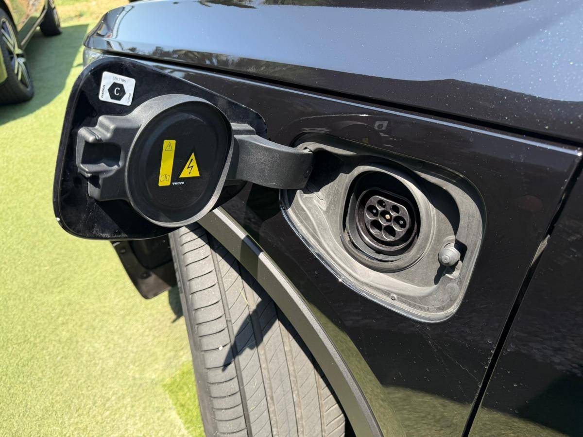 volvo-xc40-2021-hibrido-a-gasolina-1477cc