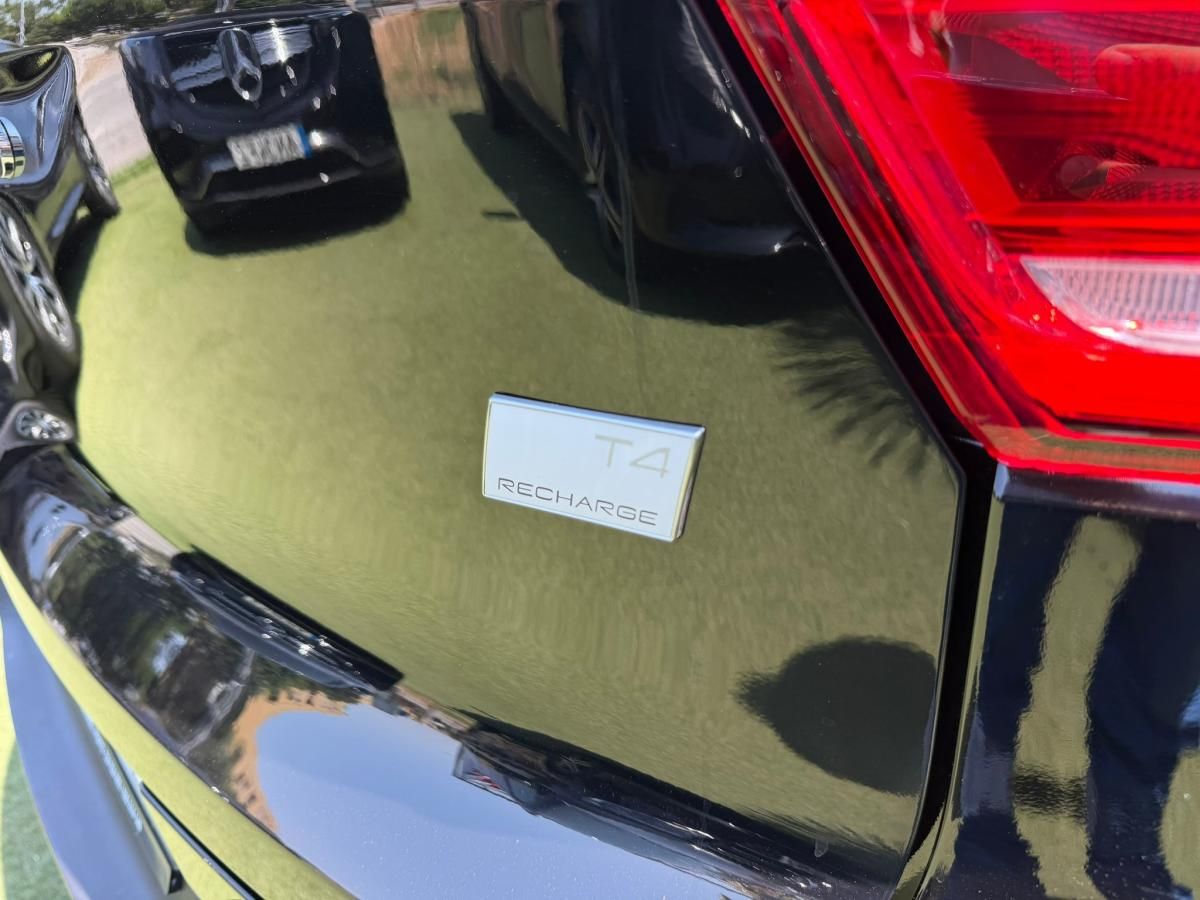volvo-xc40-2021-hibrido-a-gasolina-1477cc