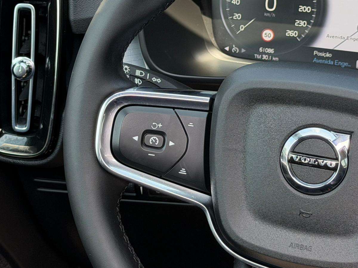 volvo-xc40-2021-hibrido-a-gasolina-1477cc