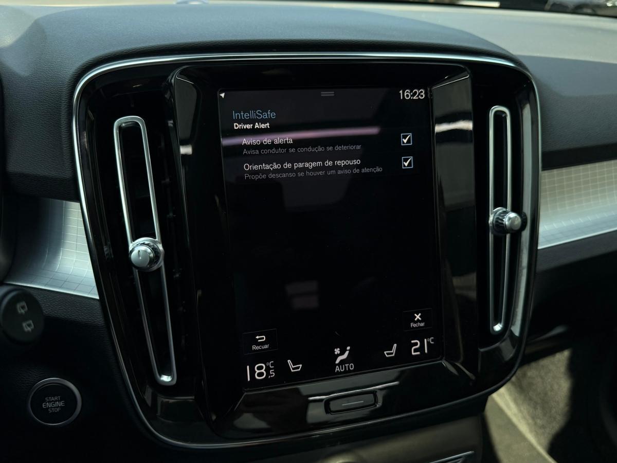 volvo-xc40-2021-hibrido-a-gasolina-1477cc