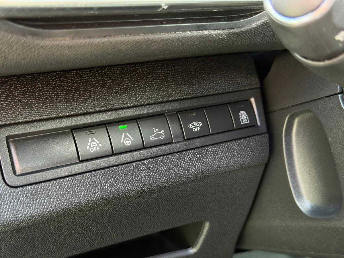 peugeot-3008-2021-diesel-1499cc