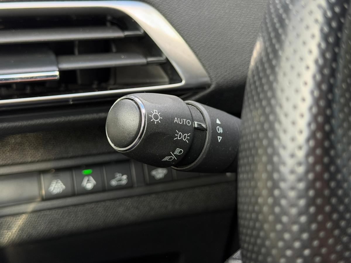 peugeot-3008-2021-diesel-1499cc