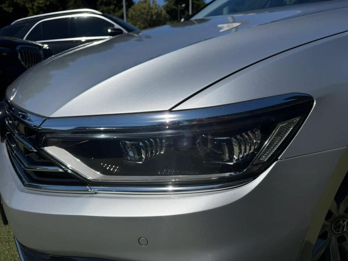 volkswagen-passat-2021-hibrido-a-gasolina-1395cc