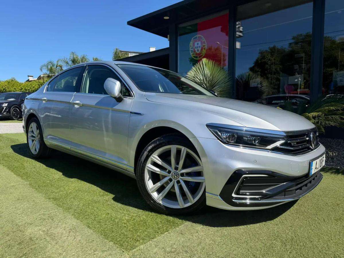 volkswagen-passat-2021-hibrido-a-gasolina-1395cc