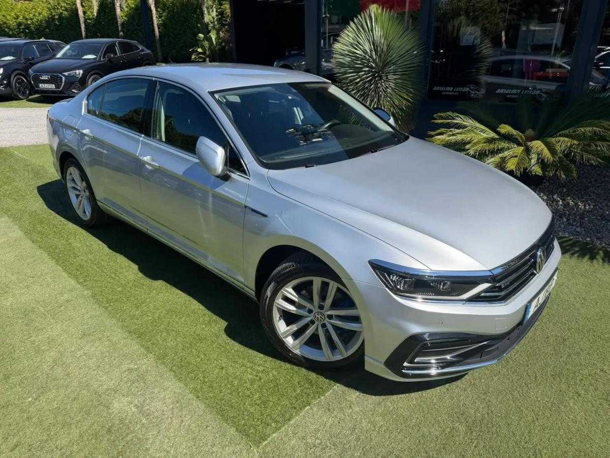 volkswagen-passat-2021-hibrido-a-gasolina-1395cc