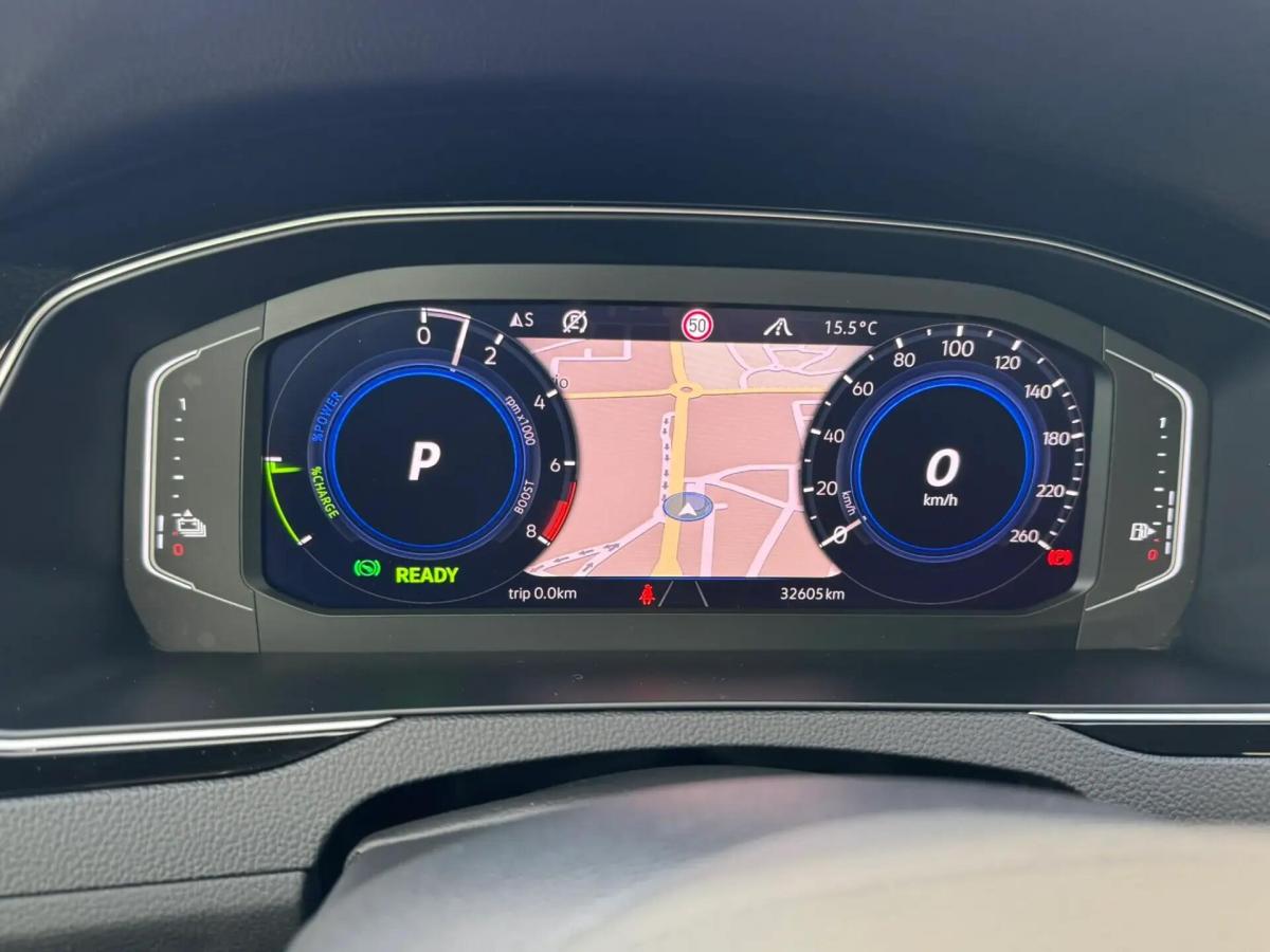 volkswagen-passat-2021-hibrido-a-gasolina-1395cc