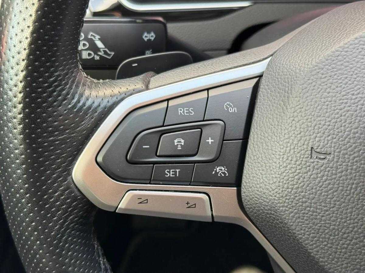 volkswagen-passat-2021-hibrido-a-gasolina-1395cc