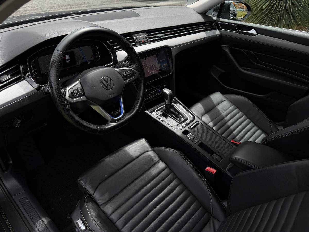 volkswagen-passat-2022-hibrido-a-gasolina-1395cc