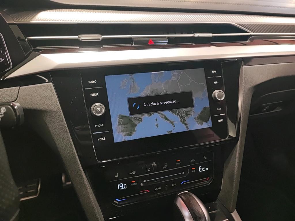 volkswagen-arteon-2023-hibrido-a-gasolina-1395cc