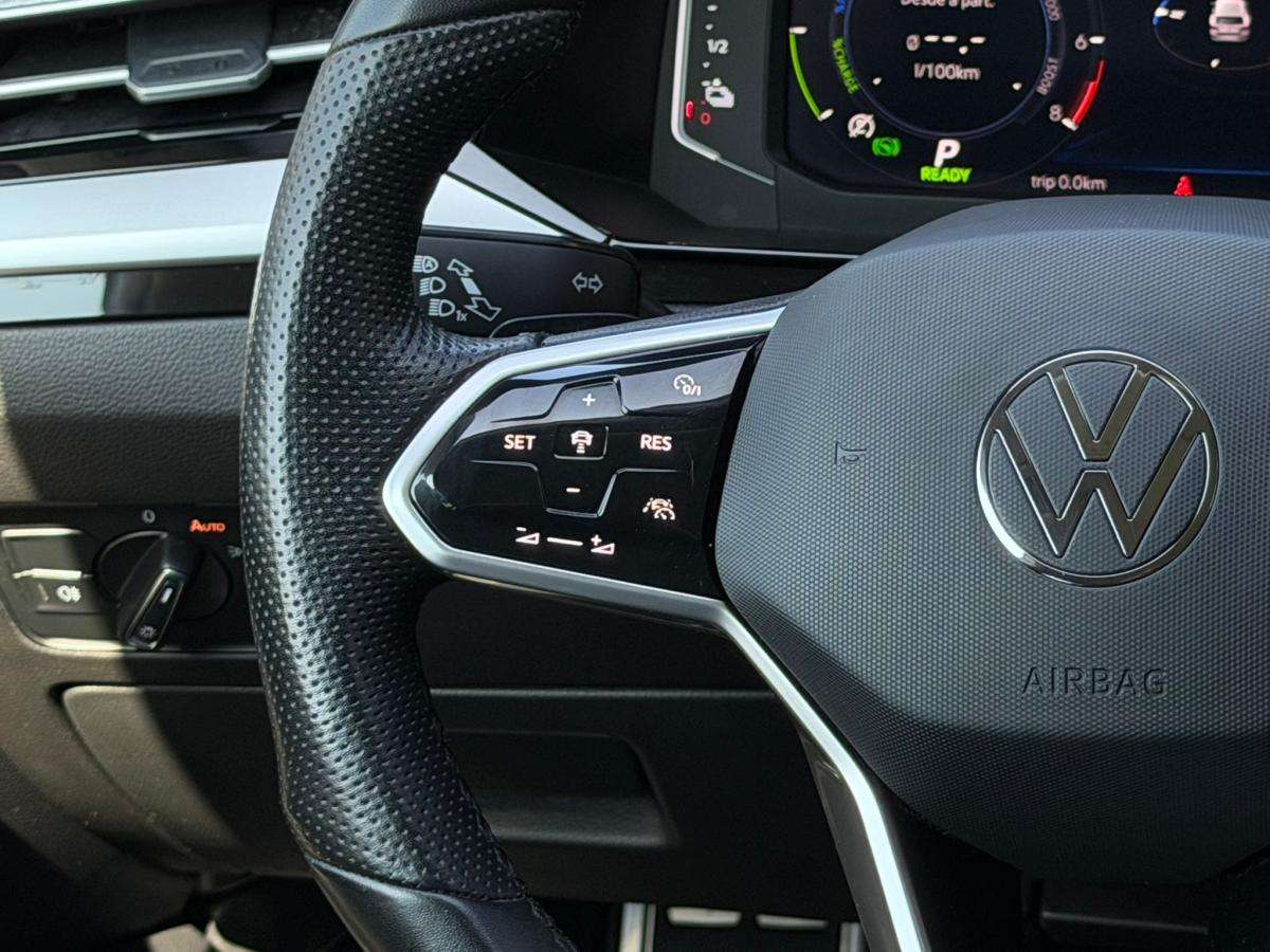 volkswagen-arteon-2023-hibrido-a-gasolina-1395cc
