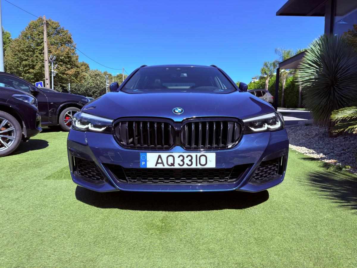 bmw-serie-5-2022-hibrido-a-gasolina-1998cc