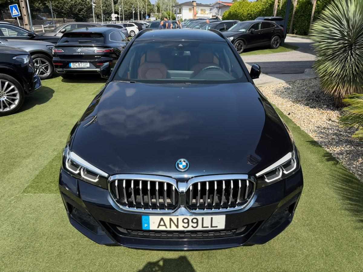 bmw-serie-5-2022-hibrido-a-gasolina-1998cc