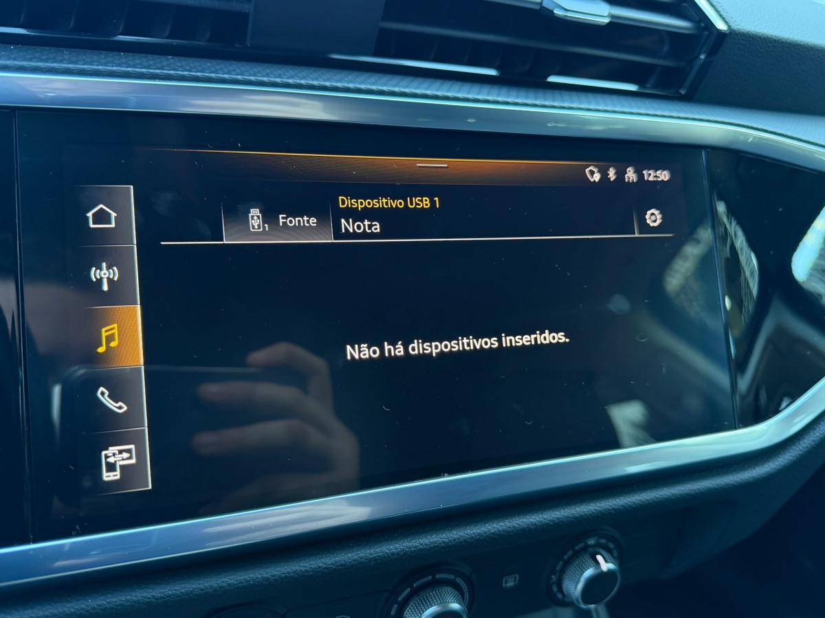 audi-q3-2023-diesel-1968cc